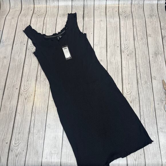 🆕NWT Vero Moda Ribbed Black Dress Size Large - Picture 1 of 4